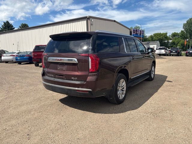 2022 Redwood Metallic GMC Yukon XL SLT 4X4 SUV