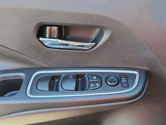 New 2025 Black Nissan 1.6 SR image 26