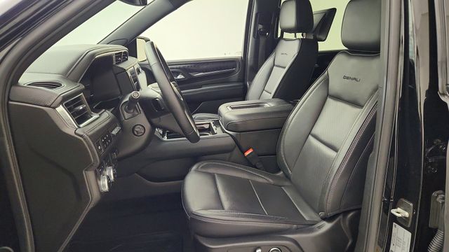 2024 GMC Yukon XL Denali Black at River Oaks CDJR