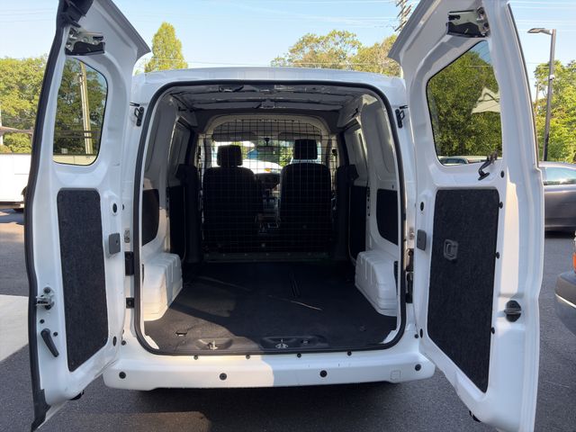 2020 Nissan NV200 Thumbnail