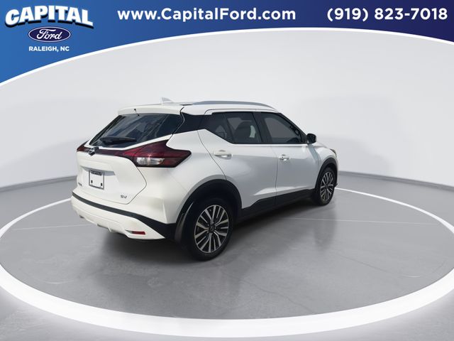 Used 2024 White Nissan SV image 8