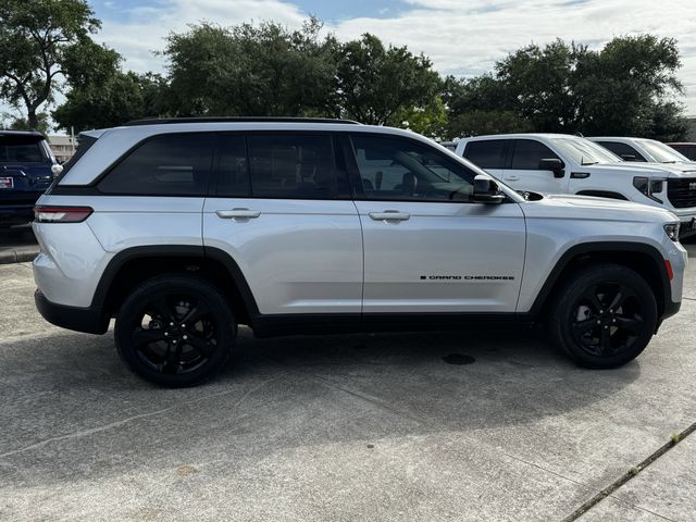 2024 Jeep Grand Cherokee Limited Silver at Texan Dodge Chrysler Jeep Ram