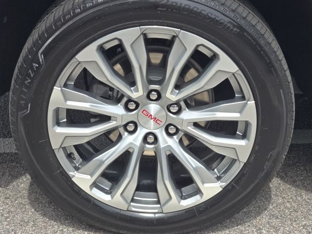 2024 GMC Yukon XL Denali:45613A1