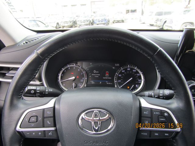 used 2022 Toyota Highlander car, priced at $33,999