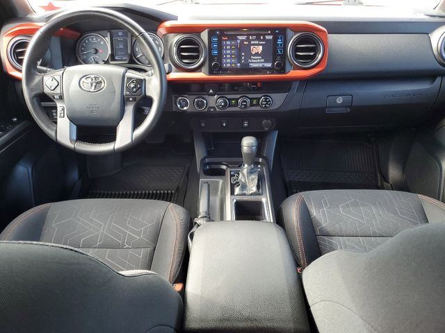 2017 Toyota Tacoma  14