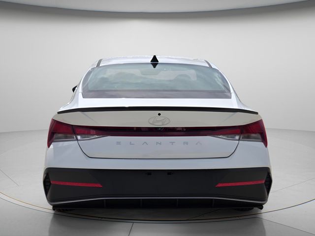 2026 Hyundai Elantra - $23,786