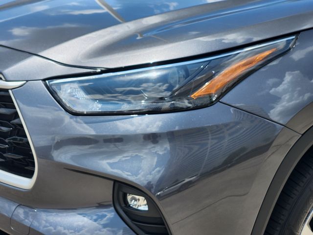 2022 Toyota Highlander XLE Gray at Toyota of Victoria