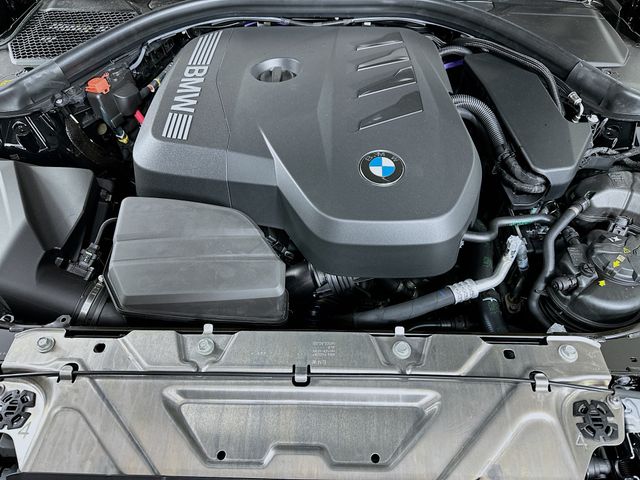 2025 BMW 3 Series 330i xDrive 31