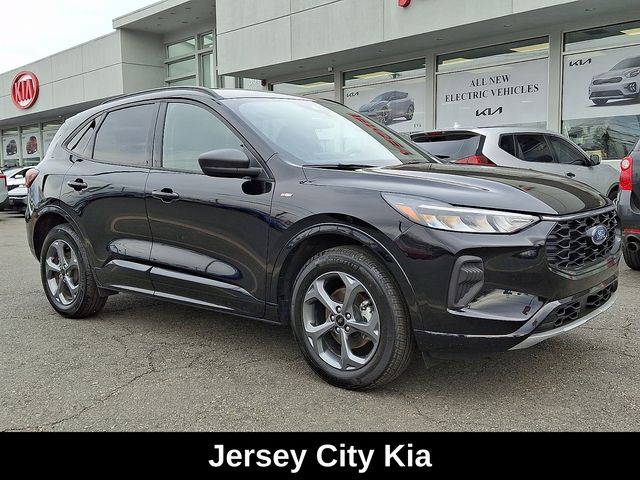 Black Metallic 2023 Ford Escape SUV / Crossover All-Wheel Drive 8-Speed Automatic