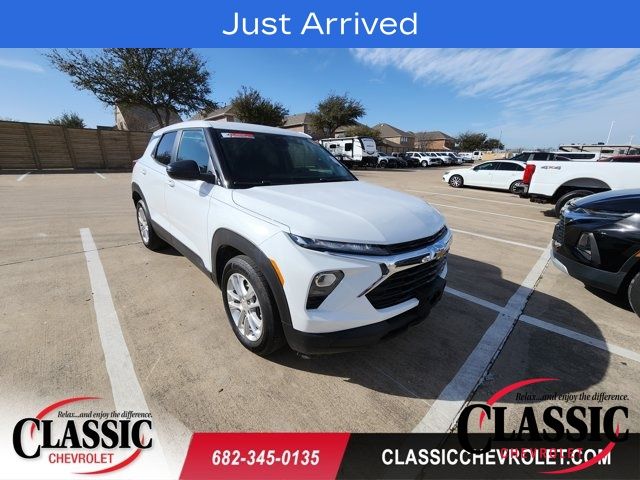 2025 Chevrolet Trailblazer LS FWD