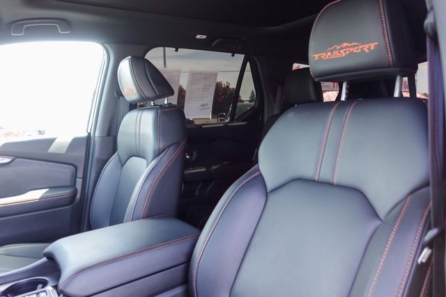 Used 2025 Honda Pilot SUV