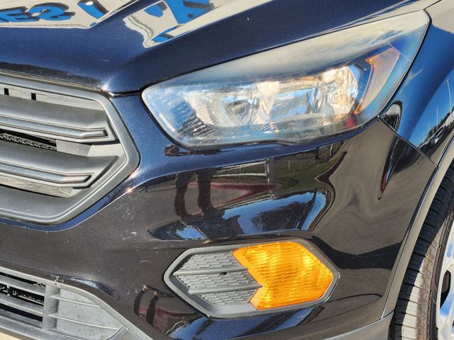 2019 Ford Escape S 9