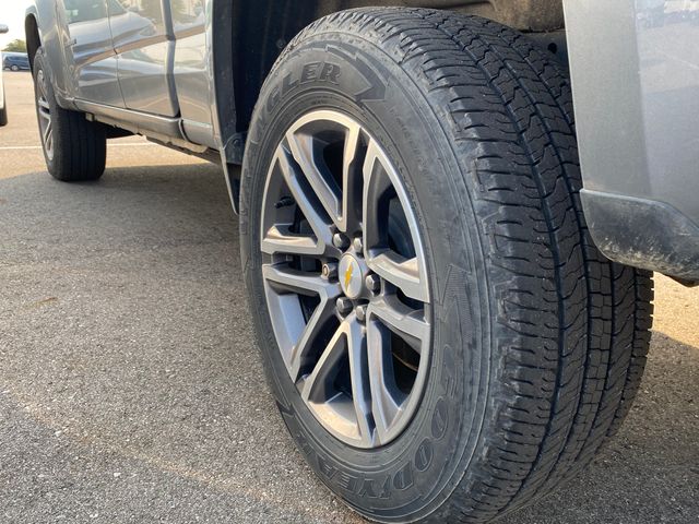 2022 Chevrolet Colorado LT 11