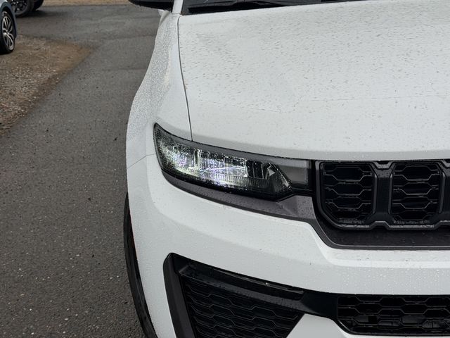 new 2026 Jeep Grand Cherokee car, priced at $48,505