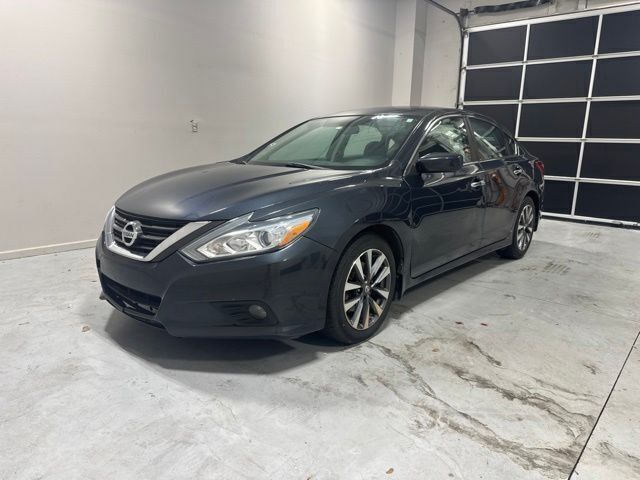 Used 2017 Nissan Altima Sedan