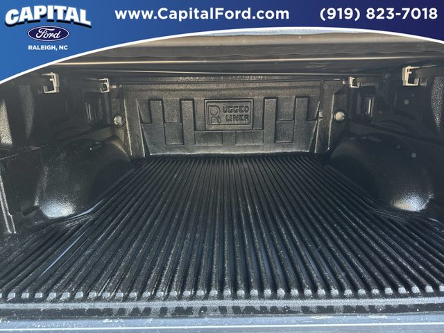 Used 2020 Silver Ford XLT image 16