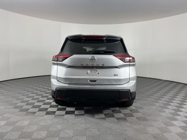 2024 Nissan Rogue SV 9