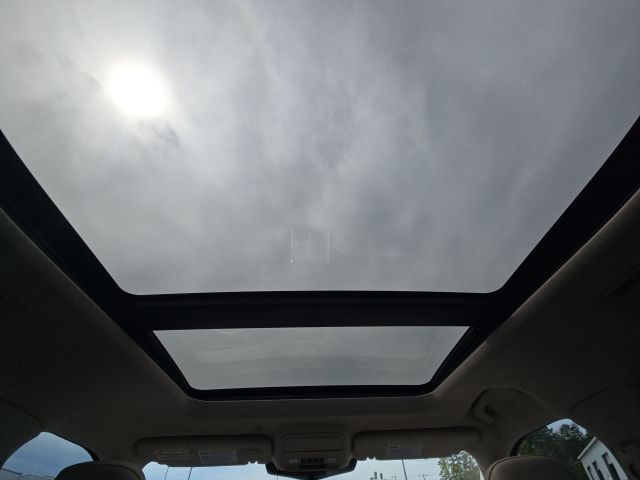 2023 Ford Explorer Platinum:B02247