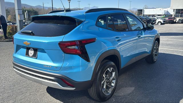 new 2026 Chevrolet Trax car, priced at $25,785