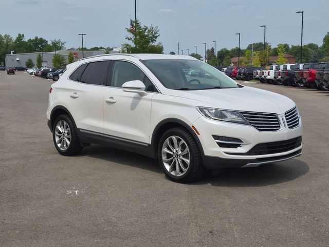 2017 Lincoln MKC - Image 40