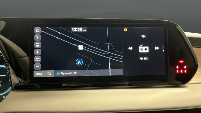 Used 2025 Abyss Black Pearl Hyundai Limited image 15