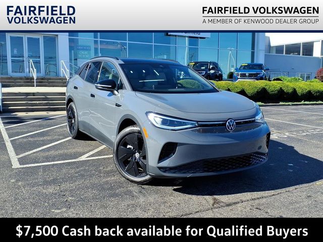 Gray 2025 Volkswagen ID.4 SUV / Crossover Rear-Wheel Drive Automatic
