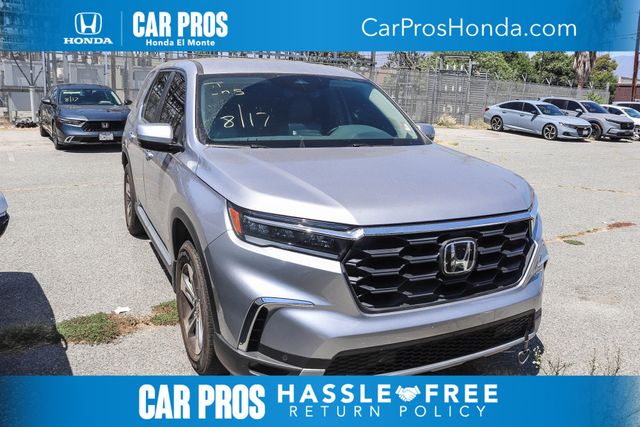 Lunar Silver Metallic 2025 Honda Pilot SUV / Crossover Front-Wheel Drive Automatic