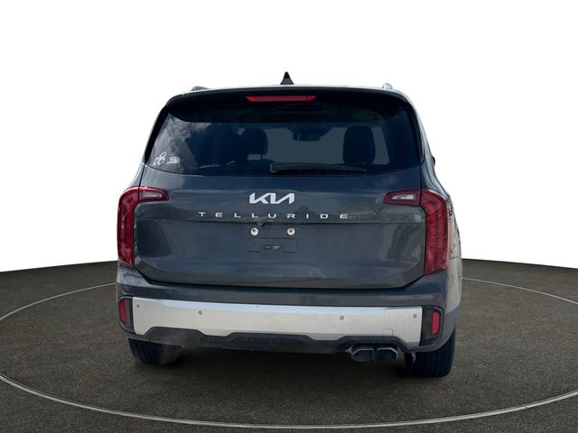 Used 2024 Gray Kia S image 4