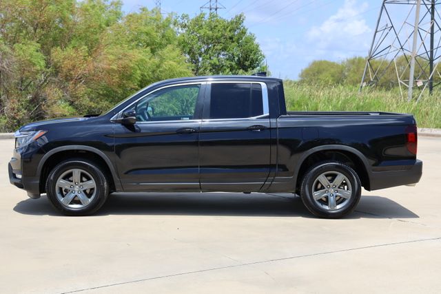 2023 Honda Ridgeline RTL Black at Community Honda