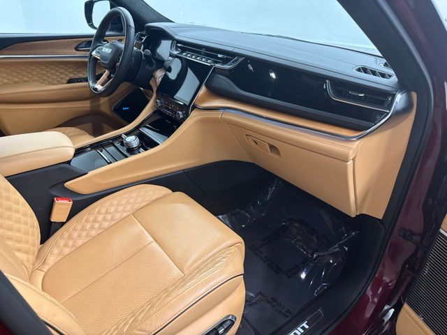 Used 2025 Red Jeep Summit Reserve image 26