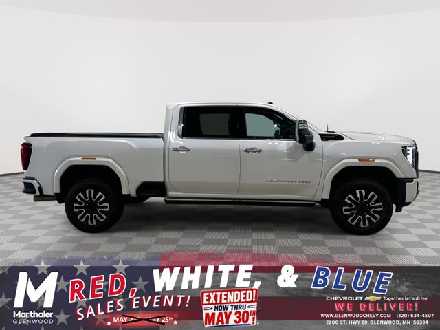 White Frost Tricoat 2024 GMC Sierra 2500HD Denali Ultimate Crew Cab 4WD Pickup Truck Four-Wheel Drive Automatic