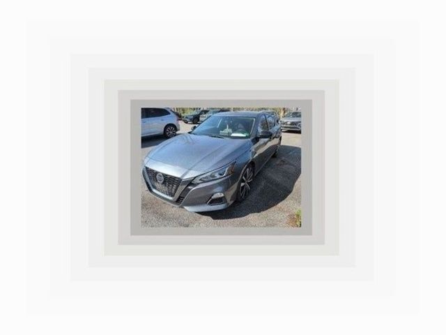 Gray (Gun Metallic) 2020 Nissan Altima 2.5 SR FWD Sedan Front-Wheel Drive Continuously Variable Transmission