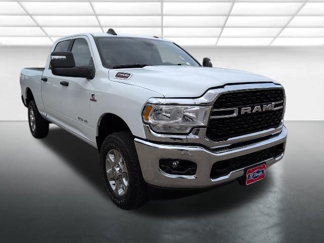 Bright White Clearcoat 2024 RAM 2500 Big Horn Crew Cab 4WD Pickup Truck Four-Wheel Drive 6-Speed Automatic