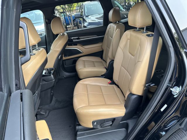 Used 2022 Black Kia SX image 24