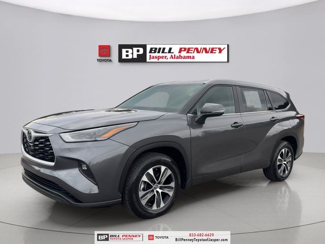 2025 Toyota Highlander XLE FWD