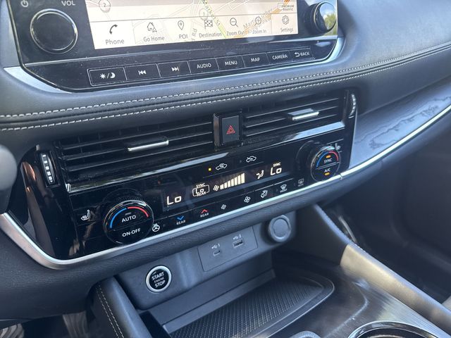 Used 2021 Gray Nissan SL image 24