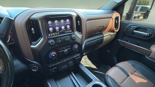 Used 2020 Black Chevrolet High Country image 28