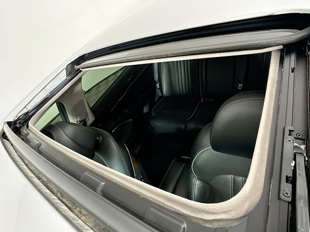 Thumbnail: 2017 Genesis G90 - 22