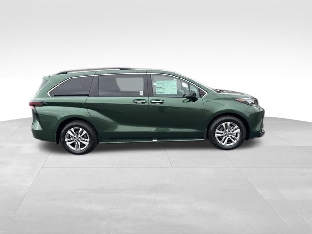 new 2026 Toyota Sienna car, priced at $51,464