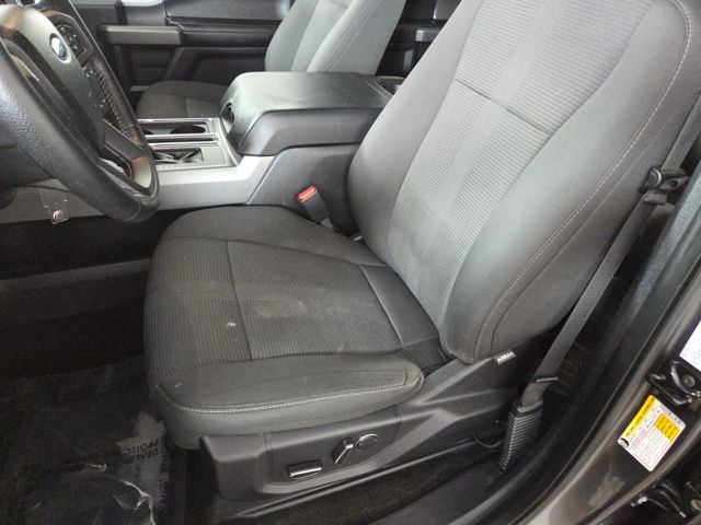 2015 Ford F-150 XLT photo 14