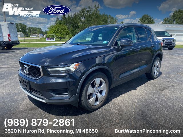 2019 Volvo XC40 T5 Momentum AWD