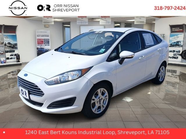 Oxford White 2016 Ford Fiesta SE Sedan Front-Wheel Drive 6-Speed Automatic