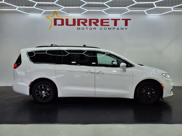 2022 Chrysler Pacifica Touring L - 7