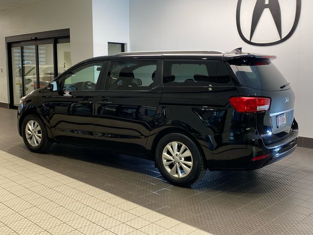 Used 2017 Black Kia LX image 4