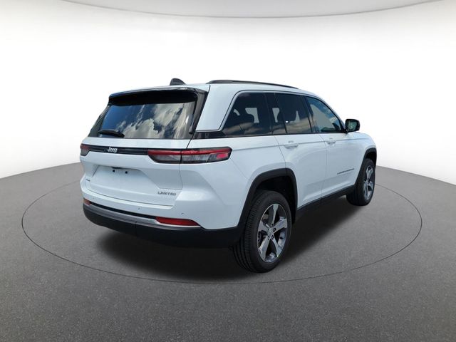 new 2026 Jeep Grand Cherokee car, priced at $42,650