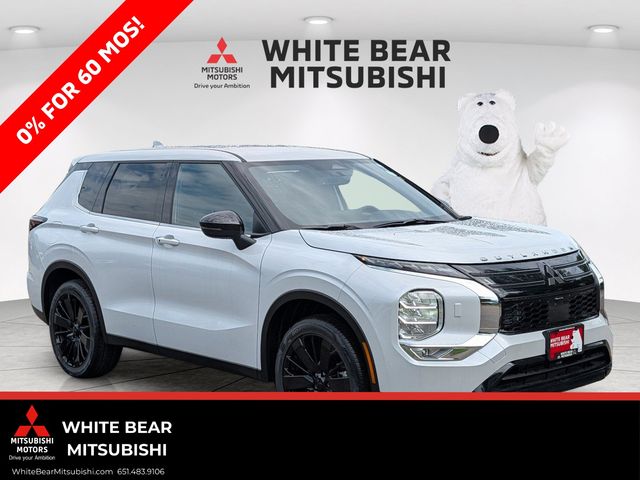 White Diamond 2026 Mitsubishi Outlander SUV / Crossover All-Wheel Drive Continuously Variable Transmission