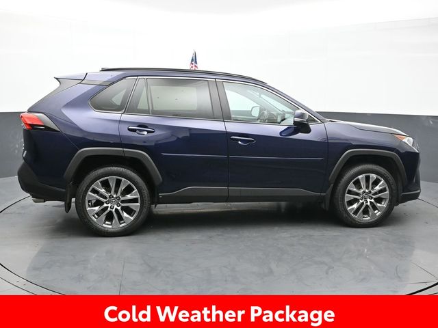 2019 Toyota RAV4 XLE Premium 8