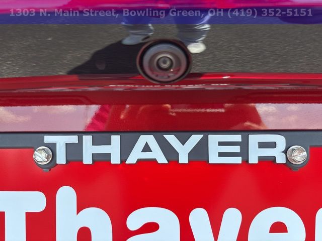 New 2025 Chrysler Pacifica Select 4D Passenger Van