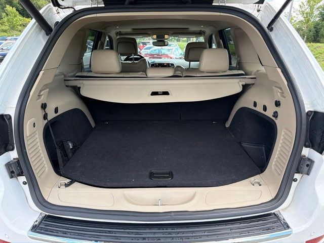 2020 Jeep Grand Cherokee Limited White at Auto Express Mitsubishi