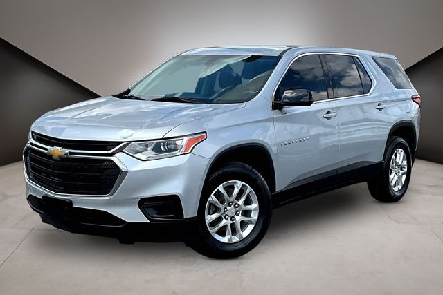 Silver Ice Metallic 2020 Chevrolet Traverse LS FWD SUV / Crossover Front-Wheel Drive 9-Speed Automatic
